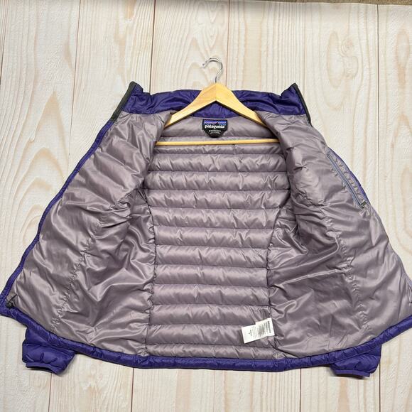 Patagonia Women's Medium Goose Down 800-Fill Insulated Puffer Jacket Purple - Picture 5 of 9